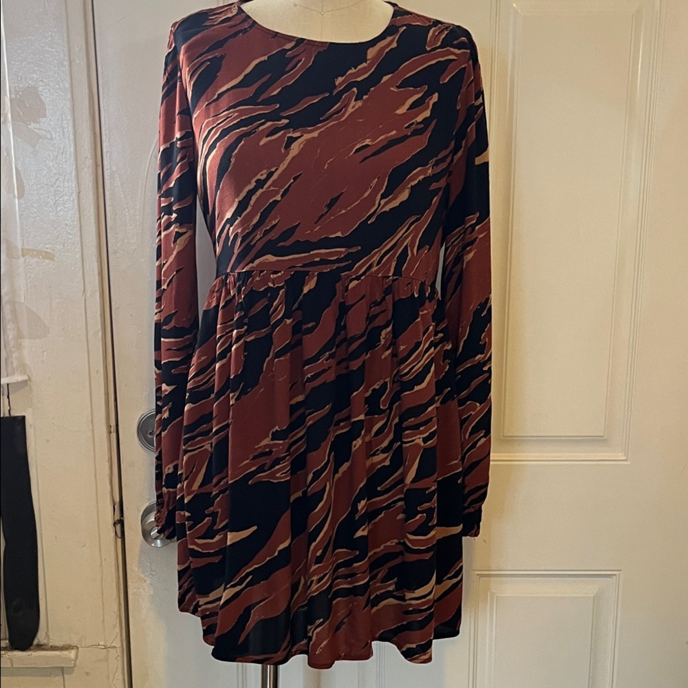 Black and Brown Abstract Long Sleeve Dress